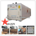 Kiln for drying wood under controlled conditions of temperature and humidity